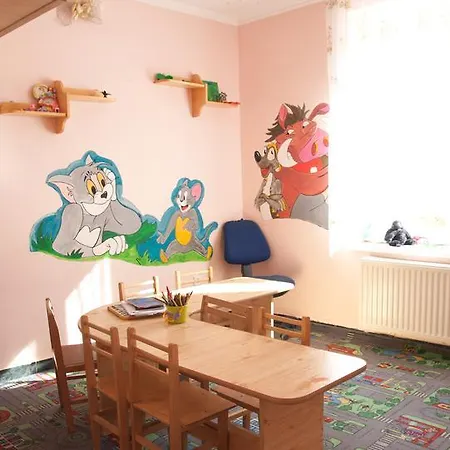 квелле Отель *