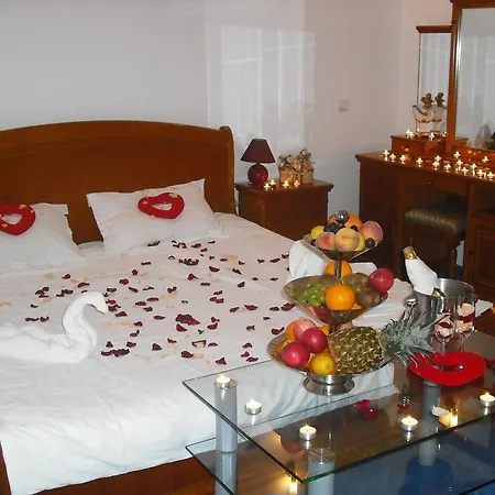 квелле Отель Поляна