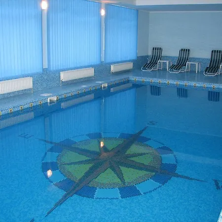 квелле Отель Поляна