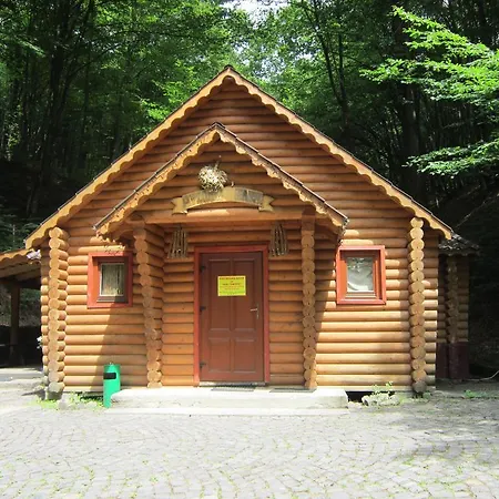 квелле Отель *