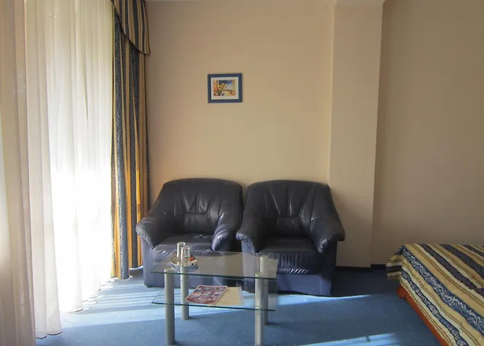 克勒波利亚纳酒店 波利亚纳