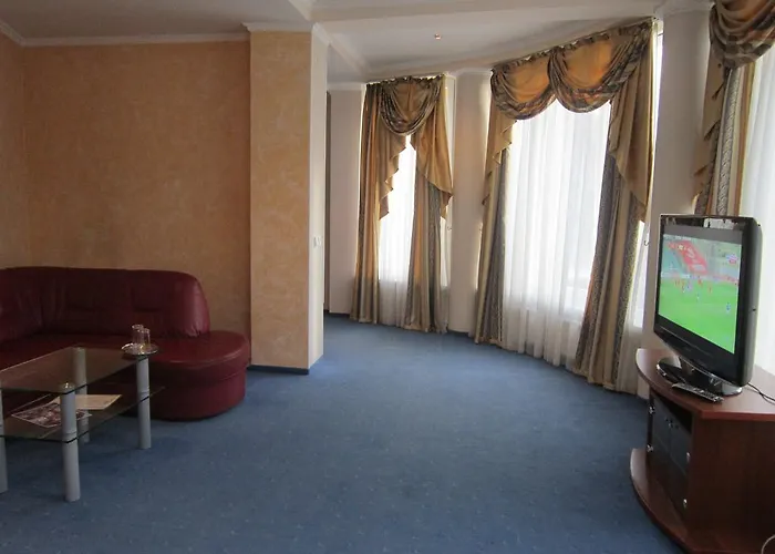 酒店 克勒波利亚纳酒店 *