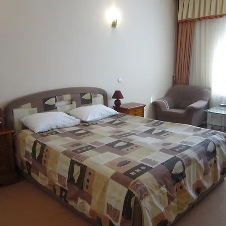 克勒波利亚纳酒店 波利亚纳