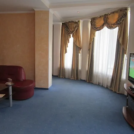 酒店 克勒波利亚纳酒店 *