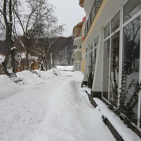 克勒波利亚纳酒店 * 波利亚纳