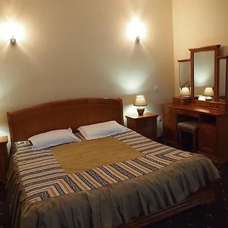 克勒波利亚纳酒店 酒店